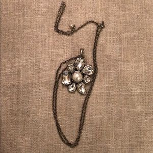 Women's diamond/pearl necklace